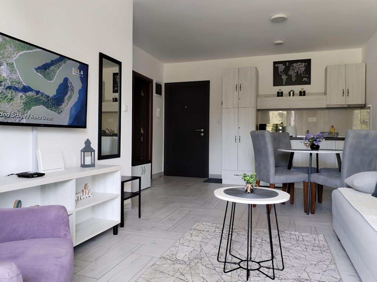 Apartman 3N เวลิโก กราดิชเต ภายนอก รูปภาพ