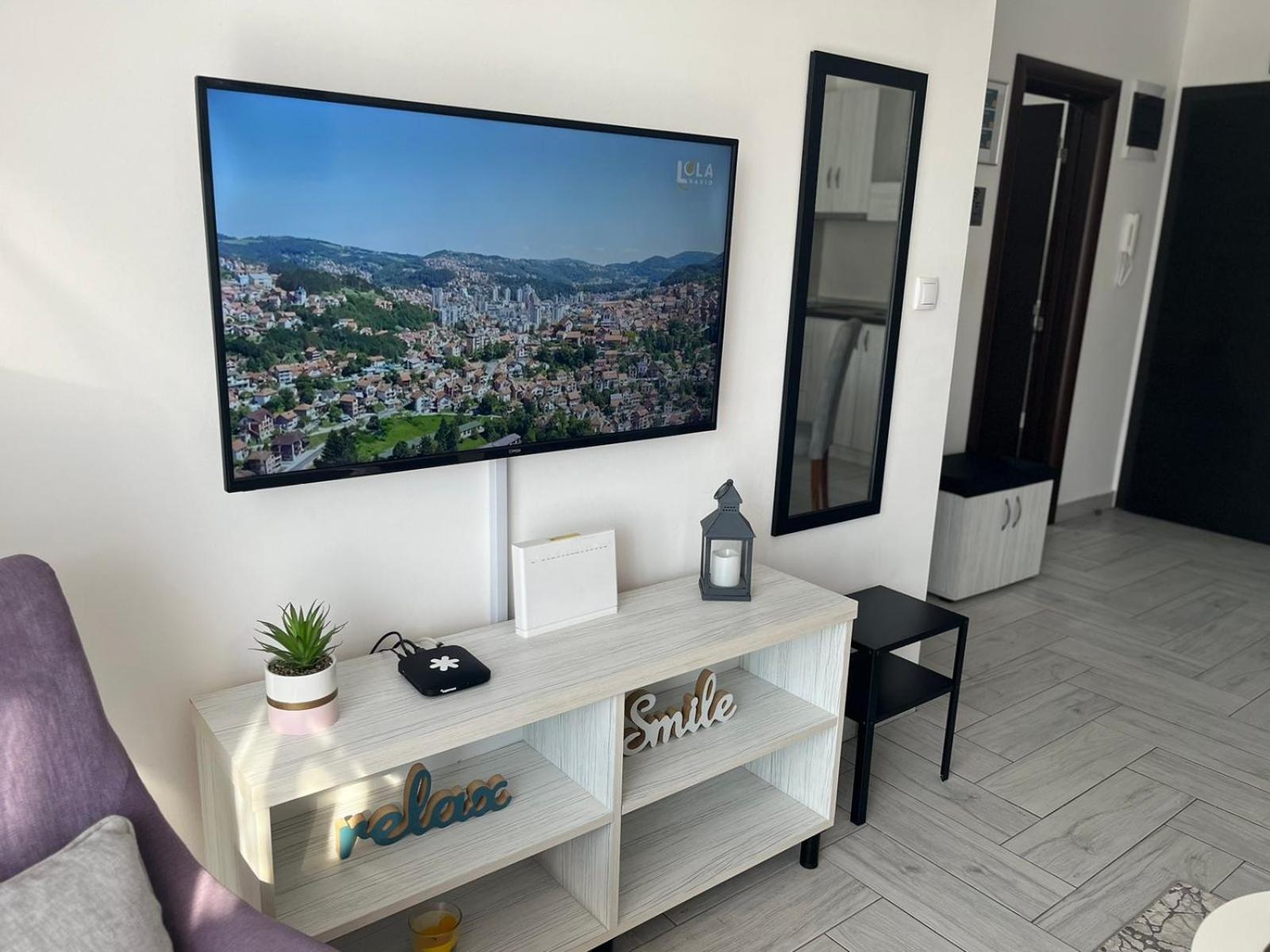 Apartman 3N เวลิโก กราดิชเต ภายนอก รูปภาพ